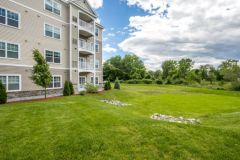 village-green-littleton-apartments_09