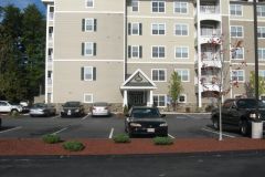 village-green-tewksbury-apartments_09